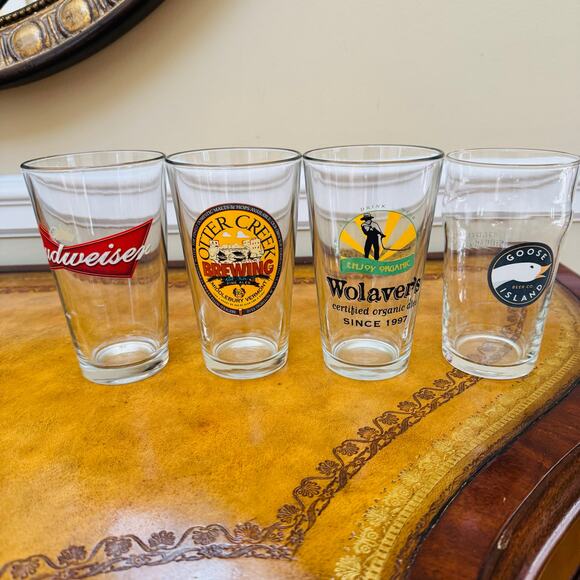 4 Beer Craft Ales Brew Pint Glasses Budweiser Goose Island Wolavere Otter Creek - Picture 1 of 7